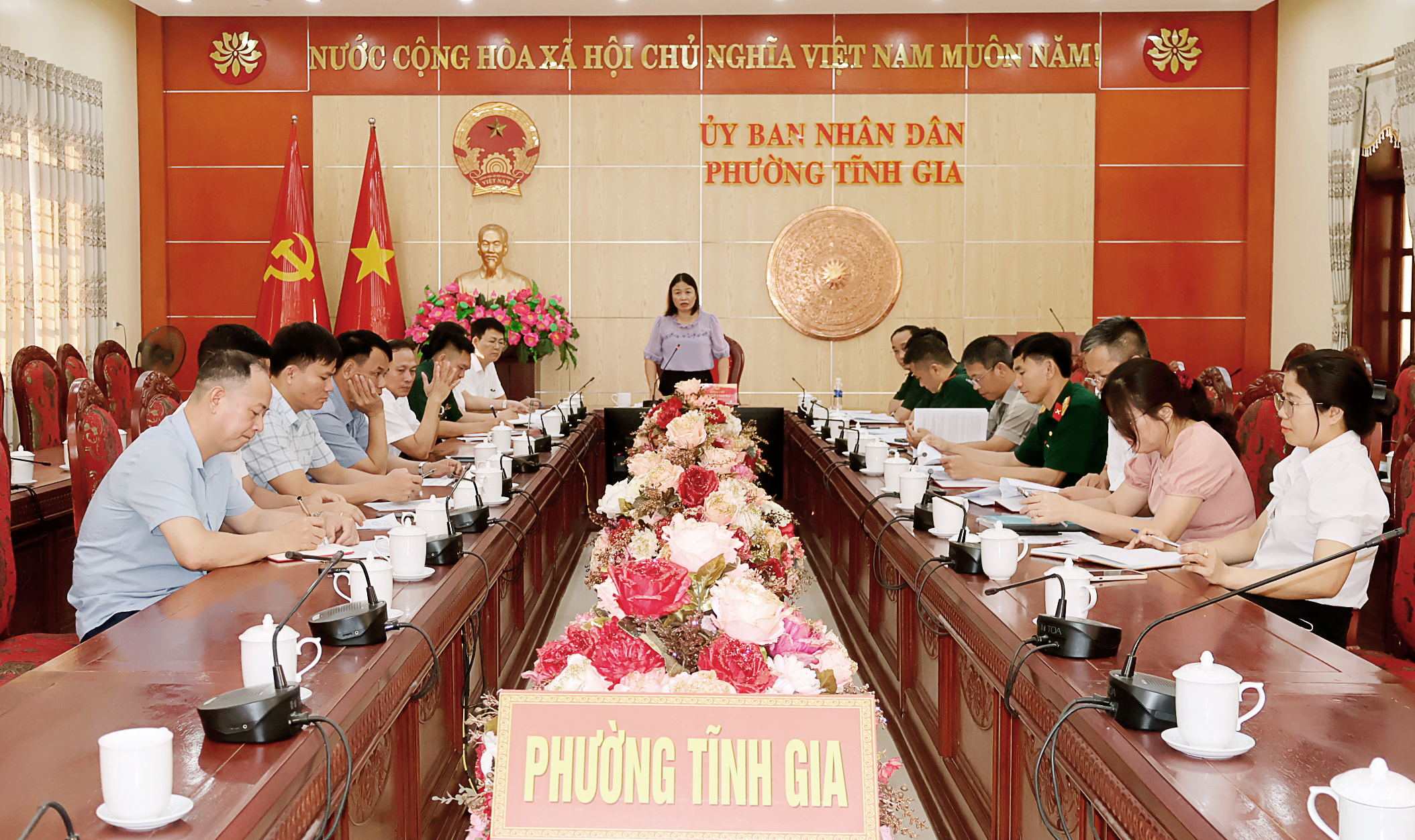 Anh-tin-bai